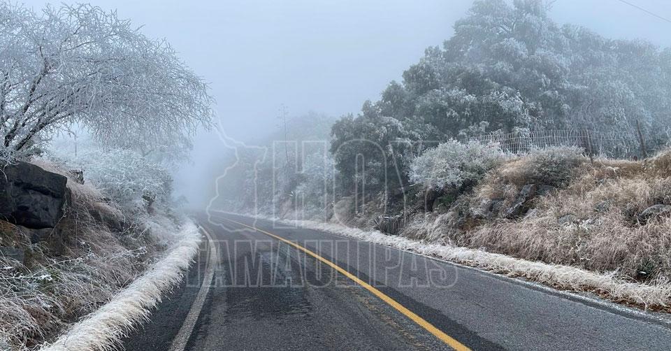 Se pinta de blanco la Sierra Madre